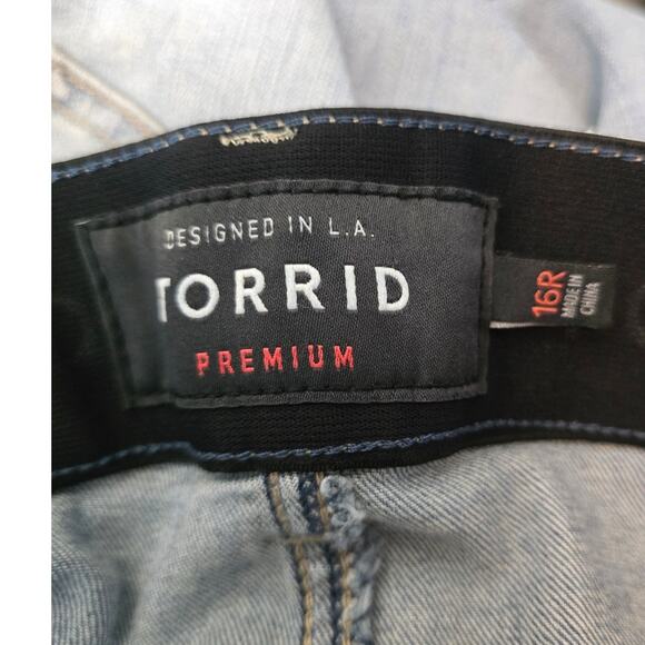 Torrid Premium Bombshell Skinny Whiskering Distressed Women's Jeans 16R - Picture 3 of 5
